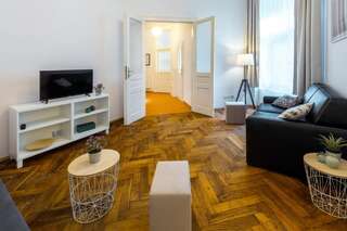 Апартаменты Wawel Cracow Old City Apartments - Friendhouse Apartments Краков Апартаменты с 2 спальнями - Zwierzyniecka, 17-3